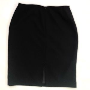 Tahari A.S.L. Options black pencil skirt.